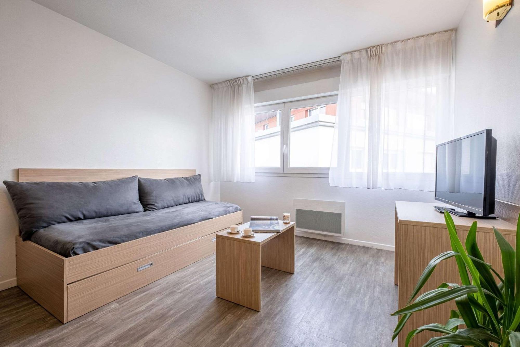 Comfort Aparthotel Les Hauts D'Annecy Zewnętrze zdjęcie