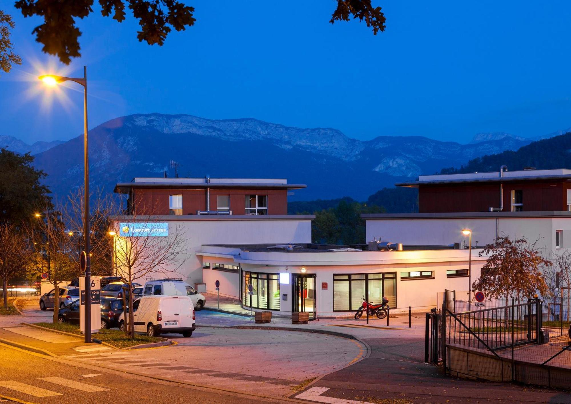 Comfort Aparthotel Les Hauts D'Annecy Zewnętrze zdjęcie