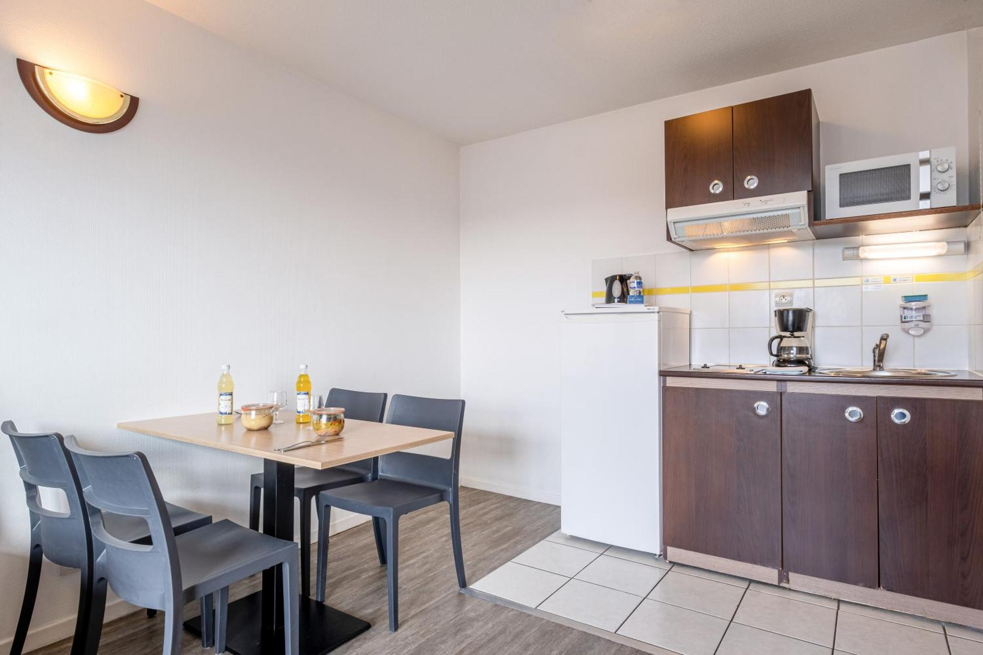 Comfort Aparthotel Les Hauts D'Annecy Zewnętrze zdjęcie